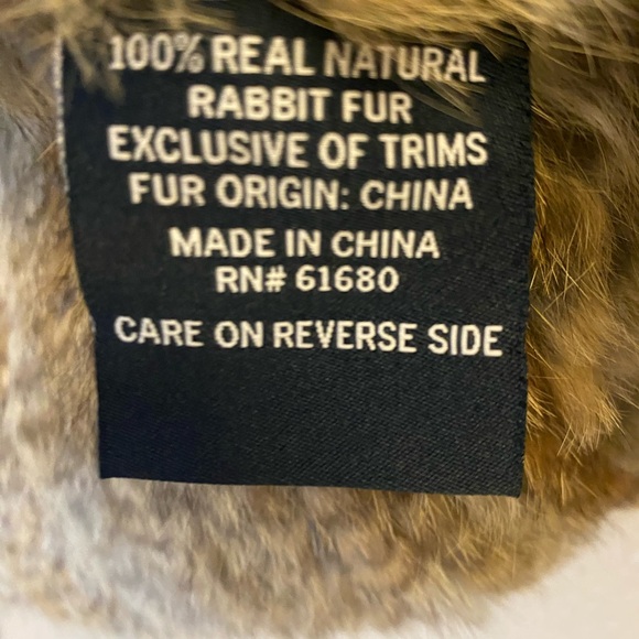 525 America Bloomingdale’s Fur Vest Size XS - Picture 5 of 6